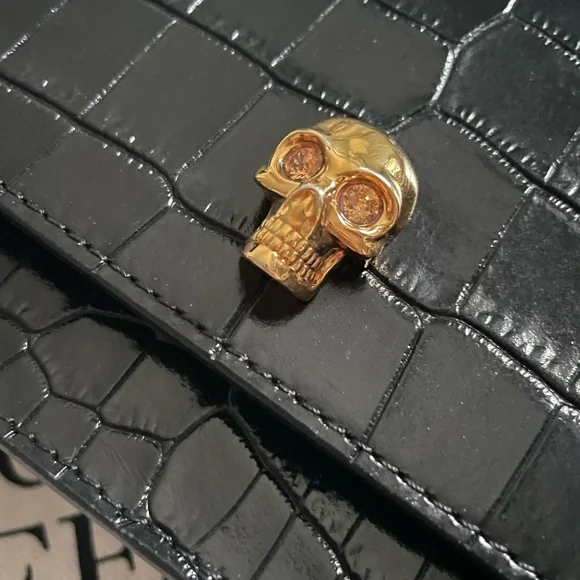 [SOLD] Authentic Alexander McQueen croc leather crossbody - Picture 4 of 7